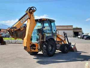 Cargadora de Ruedas y Retroexcavadora 580SN Usada, Multifuncional, Carga Nominal de 8 Toneladas, con Motor, Caja de Cambios, Rodamientos y Bomba, en Venta - Product Image 3