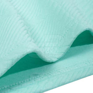 Ensemble de shorts de sport respirants pour hommes, idéal pour l'entraînement, la course à pied, la salle de sport ou les vêtements de sport décontractés pour tous les jours. - Product Image 5