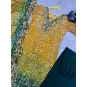 Ensemble de haut, pantalon palazzo et dupatta pour femmes avec un imprimé numérique fantaisie et des broderies - Product Image 6