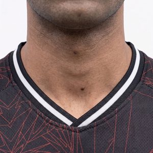 Camiseta de Fútbol con Cuello en V para Hombre, Camiseta de Fútbol Masculina de Primera Calidad, Sublimada, Personalizada para Equipos Deportivos - Product Image 6