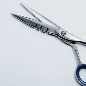 Tijeras Profesionales para Cortar Cabello Liso, Hechas a Mano, de Acero Inoxidable, con Filo de Cuchilla, para Hombres, Mujeres y Peluqueros - Product Image 4