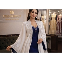 Robe Abaya Bisht Moderne Longueur Genou Coupe Évasée Col en V Manches Trois-Quarts Couleur Bonbon Motif Floral Argenté Soirée Modeste Naturelle