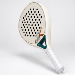 Raqueta de Pádel con Mango Ergonómico, Agarre Antideslizante, Diseño Deportivo, Ideal para un Manejo Cómodo, Entrenamiento y Juegos Competitivos - Product Image 4