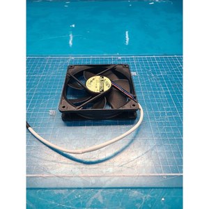 ADDA AD1224HB-A76GL 24V DC พัดลมระบายความร้อนแกนที่ใช้เป็นชิ้นส่วนอุปกรณ์เซมิคอนดักเตอร์รุ่นเก่า - Product Image 2