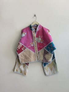 Lot de vestes en coton matelassées Kantha indiennes vintage faites à la main pour femmes, style patchwork bohème, cadeau pour elle - Product Image 1
