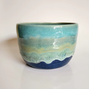 Tazón de cerámica contemporáneo con esmalte inspirado en el océano, acabado liso compacto, apto para alimentos, duradero, un accesorio elegante para la mesa. - Product Image 2