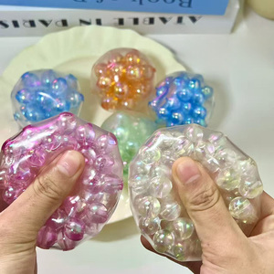 Al por mayor: Llavero de juguete antiestrés con cuentas iridiscentes y cadena de cuentas blandas, con bolsa con cremallera, regalo de relajación para viajes - Product Image 1