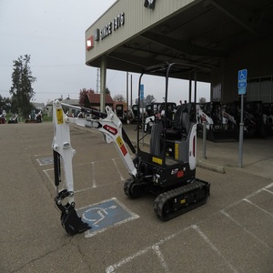 Professional Bobcatts E17 Mini Excavator Heavy Duty <b>Small</b> Excavator With Hydraulic System Easy Control And Efficient Digging - Product Image 3