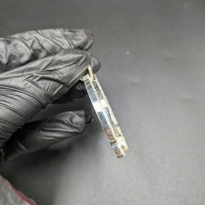Colgante Personalizado con Nombre – Moissanita Redonda de Corte Brillante VVS en Plata de Ley 925 para Mujer - Product Image 4