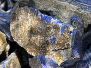 Piedra Decorativa Azul Natural de Lapislázuli en Bruto, Diseño Moderno, Alta Calidad, Decoración Ecológica para el Hogar - Product Image 6