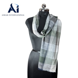 Hot Seller Handloom Handwoven Men's Long <b>Scarves</b> Green <b>White</b> <b>Black</b> Plaid Checkered Viscose/Cotton Blend Organic Sustainable - Product Image 2