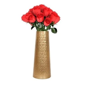 Vase décoratif en laiton à motifs floraux pour embellir la maison, moderniser les pièces et sublimer l'intérieur - Product Image 1