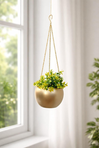 Pot de fleurs suspendu en métal doré avec chaîne décorative et pot rond lisse, support de plante suspendu moderne et minimaliste - Product Image 5