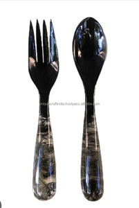 Cucharas de cuerno hechas a mano de la mejor calidad, mango de resina, diseño único para servir comida, bodas, exportaciones al por mayor, condimento de azúcar, cocina - Product Image 4