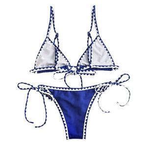 Conjunto de bikini azul para mujer, top triangular, parte inferior con lazo lateral, ribete en contraste, traje de baño de 2 piezas, nailon y elastano - Product Image 2