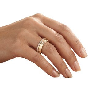 แหวนเพชรทรงกลมเพาะเลี้ยงในห้องปฏิบัติการ ทองคำแท้ 10K 14K 18K  ความใส DEF สี VSVVS ได้รับการรับรองจาก IGI  แบบเต็มวงสำหรับงานหมั้น - Product Image 5