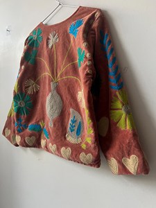 Chaqueta Bomber Acolchada de Terciopelo Tejido |   Abrigo Festivo con Bordado de Letras Hecho a Mano |   Ropa de Invierno Étnica Bohemia - Product Image 4