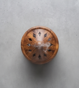 Porta Incienso de Madera de Mango Natural, Diseño Redondo Recortado, Difusor de Aromaterapia, Soporte para Incienso, Regalo - Product Image 2