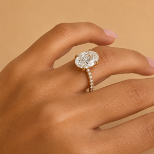 Ensemble de mariage en diamant ovale 4,50 TCW, coupe E-VVS2, certifié IGI, bague de fiançailles et alliance en or jaune 14 carats pour les occasions de fête - Product Image 4