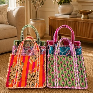 Bolso Tote Mini de Algodón 100% Puro con Cierre Abierto, Forro de Algodón, Bolso de Mano Acolchado Floral, Hecho a Mano, Ecológico, con Estampado de Bloques - Product Image 3
