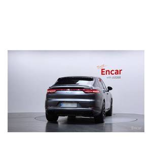 Porsche Cayenne 3.0 Coupé 2024, 52,171 km, Caja de Cambios Automática, Asientos de Cuero, Volante a la Izquierda, con Cámara Trasera - Product Image 4
