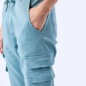 Nouveau pantalon cargo décontracté à jambes larges avec logo personnalisé, collection 2026 – Le best-seller pour femme, idéal pour l'habillement décontracté (OEM) - Product Image 4