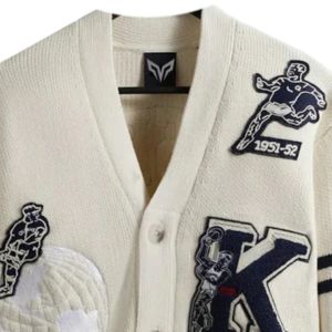 Cardigan en tricot crème pour femme, col en V, manches longues, style preppy, avec broderie lettre K et motif patch 1937 1951-52 - Product Image 6