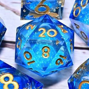 Serie de Criaturas Submarinas, Dados D20 Transparentes, Grandes y Divertidos, de Resina con Bordes Nítidos, para Niños, Cumpleaños, Bautizo, Decoración del Hogar, Juego de 4 Piezas - Product Image 1