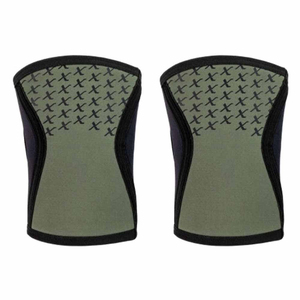 Las mangas de compresión premium para las rodillas ayudan a reducir la fatiga muscular, mejorar la estabilidad y aumentar la confianza durante entrenamientos exigentes. - Product Image 6