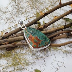 Colgante de Crisocola Natural Personalizado con Forma Elegante, Plata de Ley 925, Joyería de Piedras Preciosas Hecha a Mano, Venta al Por Mayor - Product Image 4