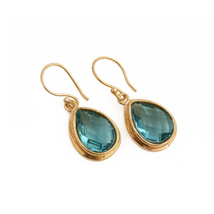 Boucles d'oreilles pendantes en topaze bleue suisse, plaquées or 18 carats, faites à la main, résistantes au ternissement, délicates, bijoux personnalisés, cadeau R - Product Image 6