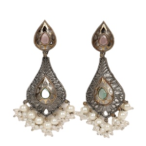 ต่างหูห้อยระย้าสไตล์โบฮีเมียนชุบทองและเงินโบราณแบบออกซิไดซ์สองสีสำหรับผู้หญิง - ของขวัญวันครบรอบ - Product Image 1