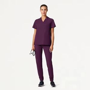 Tenue Médicale Unisexe Personnalisée avec Détection d'Aiguilles, Tissu Tissé – Vêtement Innovant Doux au Toucher pour Professionnels Hospitaliers - Product Image 3