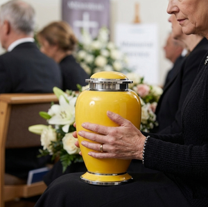 Best Yellow Cremation Urn Adult Funeral Ashes Container Aluminum Metal Urns Customized Colours Memorial Funeral Decorative Jars - Product Image 3