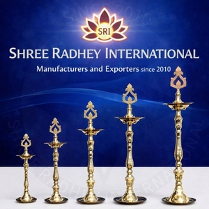 Shree Radhey International Luxury Brass Kuthu Vilakku Floor <b>Lamp</b> Set Handcrafted <b>Tall</b> Lotus Diya <b>Stand</b> Holder Multi Size Wedding - Product Image 3
