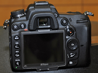Appareil photo reflex numérique Nikon D7000 d'occasion original en gros, 16,2 MP, vidéo Full HD, objectif VR 18-55 mm ou 18-105 mm en option, idéal pour la photographie débutante