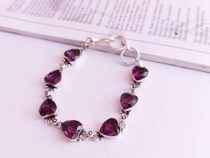 Pulsera de Plata de Ley con Amatista de Corte Ovalado Natural, Diseño Único y Sencillo, Joyería Hecha a Mano de Lujo, Regalo para Ella - Product Image 6