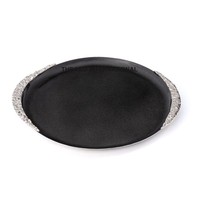 Plateau de service décoratif en acier inoxydable martelé avec élégantes poignées en laiton en forme de feuille, au meilleur prix