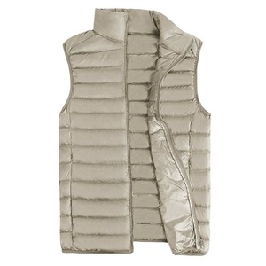 Custom 100% Polyester Sleeveless Puffer Vest <b>Lightweight</b> Outdoor Golf Windproof Zip-Up OEM Wholesale - Product Image 3