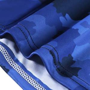 Maillot de pêche personnalisé sublimé avec capuche et masque UPF 50 pour homme, en polyester respirant, idéal pour la pêche en équipe – Vente en gros - Product Image 4