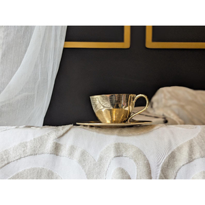 Tasse à thé en laiton plaqué or de haute qualité, design unique et élégant, avec poignée et soucoupe d'inspiration antique, à prix compétitifs - Product Image 3