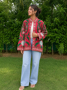 Chaqueta de Bordado Heritage Luxe TNT para Mujer |   Ropa Exterior de Diseño Floral de Algodón Hecha a Mano - Product Image 1