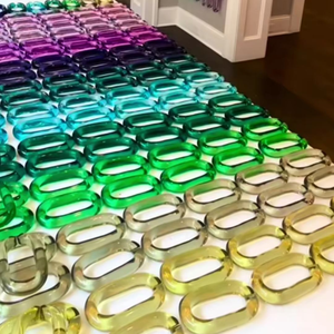 Décoration murale en maillons de chaîne faits à la main en résine écologique transparente et colorée, personnalisable, pour projets DIY, séparateur de pièce, style ange - Product Image 3