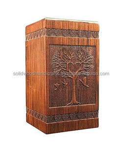 Boîte d'urne en bois faite à la main pour cendres humaines urnes funéraires pour hommes et femmes urnes de haute qualité - Product Image 3
