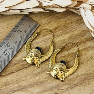 Boucles d'oreilles créoles tendance et originales, style tribal Bouddha, bijoux bohèmes en laiton pour femme, plaqué or 18 carats, motif aile d'ange ethnique, vente en gros/OEM/ODM - Product Image 6