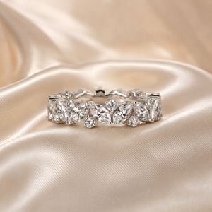 แหวนเพชรทรงกลมและทรงมาร์คีส์ 14K ทองคำ ประดับเพชรแล็บโกรว์แบบ Eternity Band |   แหวนแต่งงานแบบ Prong Set สามารถซ้อนกันได้ ของขวัญเครื่องประดับแต่งงานชั้นดี - Product Image 4