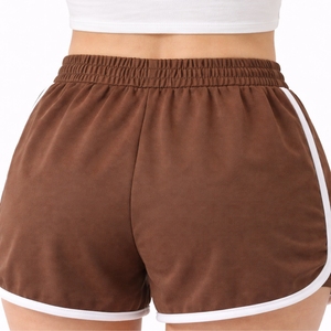 กางเกงขาสั้นกีฬาผู้หญิง เอวยางยืด น้ำหนักเบา สำหรับวิ่ง ฟิตเนส ออกกำลังกาย แต่งขอบตัดกัน ผ้าสวมใส่สบาย กระชับรูปร่าง - Product Image 5