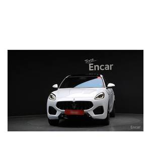 Maserati Grecale 2.0 AWD Modena 2023/12, 6,115 km, Caja de Cambios Automática, Asientos de Cuero, Volante a la Izquierda, Cámara Trasera - Product Image 3