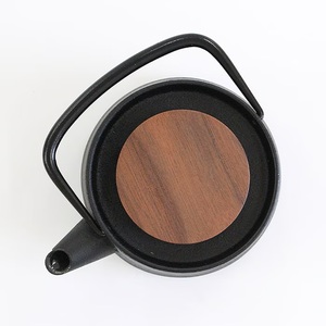 Théière Nambu Tekki "tetu", fabriquée au JAPON, théière en fonte, revêtement émaillé intérieur, avec passoire à thé en acier inoxydable - Product Image 2