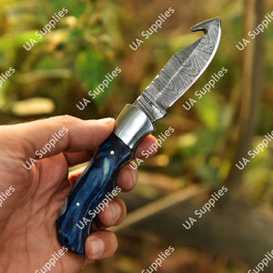 OFERTA ESPECIAL Cuchillo de bolsillo plegable hecho a mano de acero de Damasco con gancho para tripas y punta caída, mango de madera Pakka, ODM OEM, para camping y caza al aire libre de alta calidad - Product Image 6